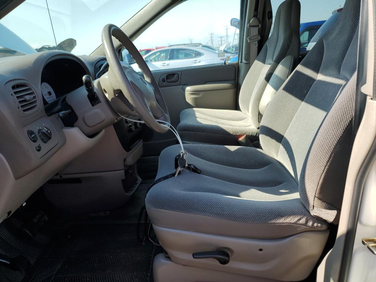 2003 Dodge Caravan Se VIN: 1D4GP25363B118915 Lot: 64078535