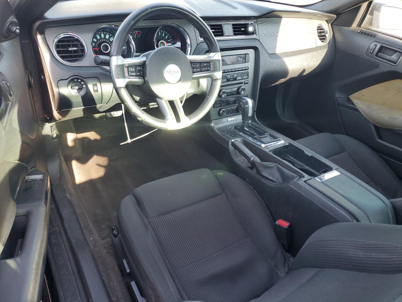 2014 Ford Mustang VIN: 1ZVBP8AM5E5321074 Lot: 64619715