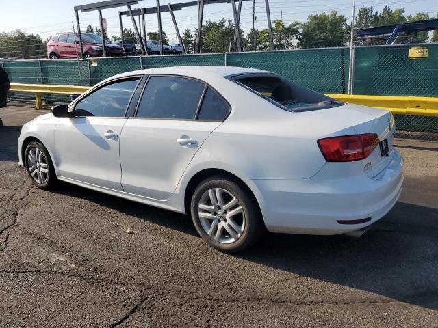 Sedans VOLKSWAGEN JETTA 2015 White