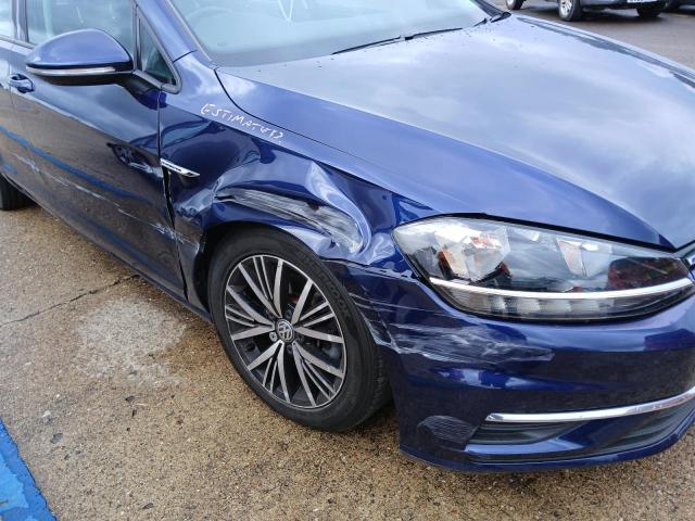 2018 VOLKSWAGEN GOLF SE NA