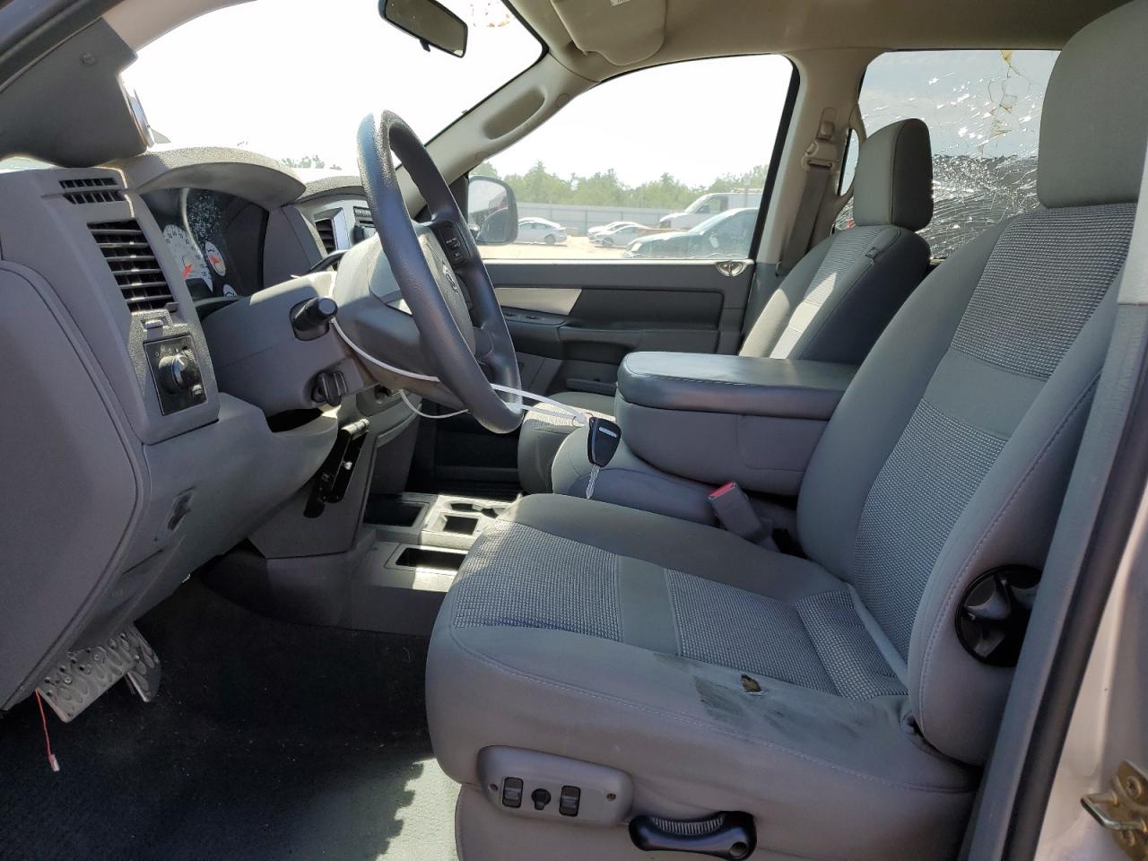 2007 Dodge Ram 1500 VIN: 3D7KR19D57G700294 Lot: 63056955