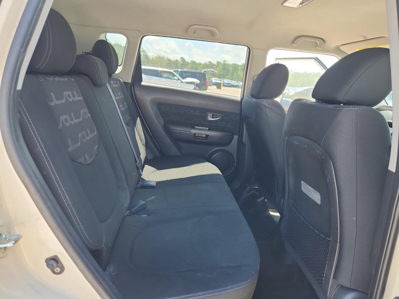 2013 Kia Soul + VIN: KNDJT2A69D7502867 Lot: 65093555
