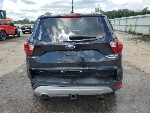  FORD ESCAPE 2019 Черный
