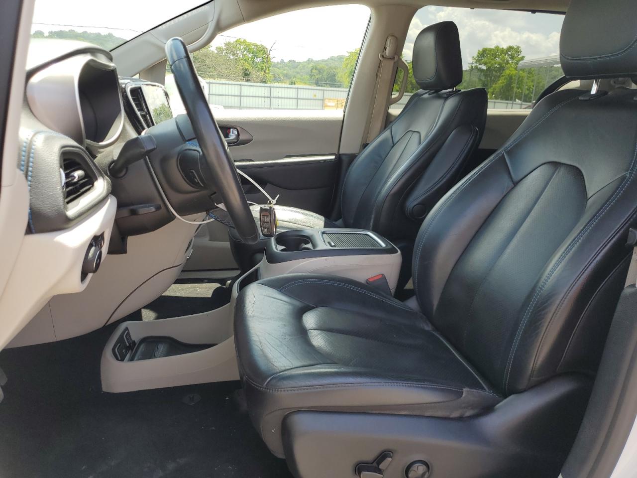 2021 Chrysler Pacifica Hybrid Touring L VIN: 2C4RC1L76MR599382 Lot: 64046155