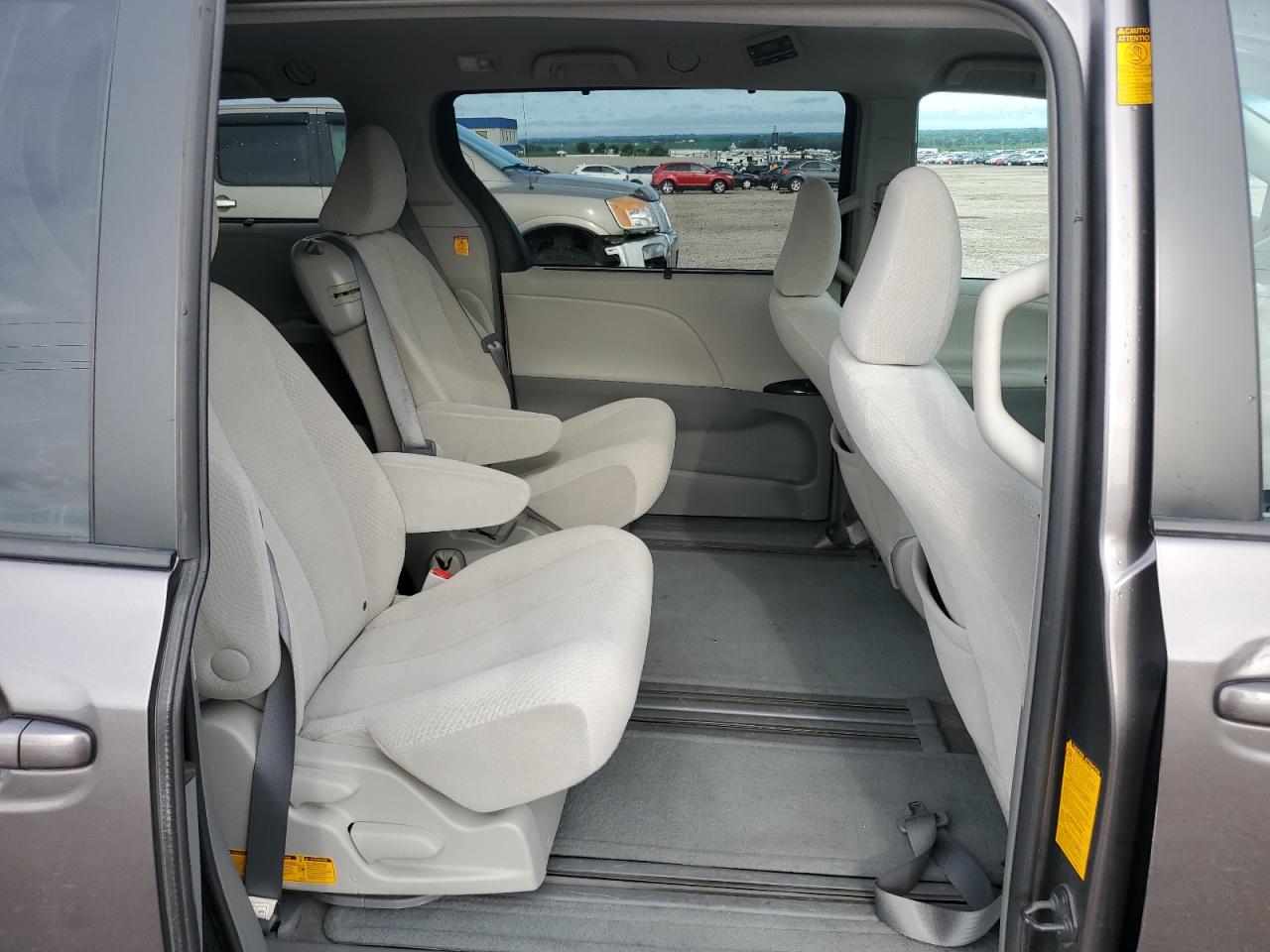 2013 Toyota Sienna Le VIN: 5TDKK3DCXDS281980 Lot: 63806605