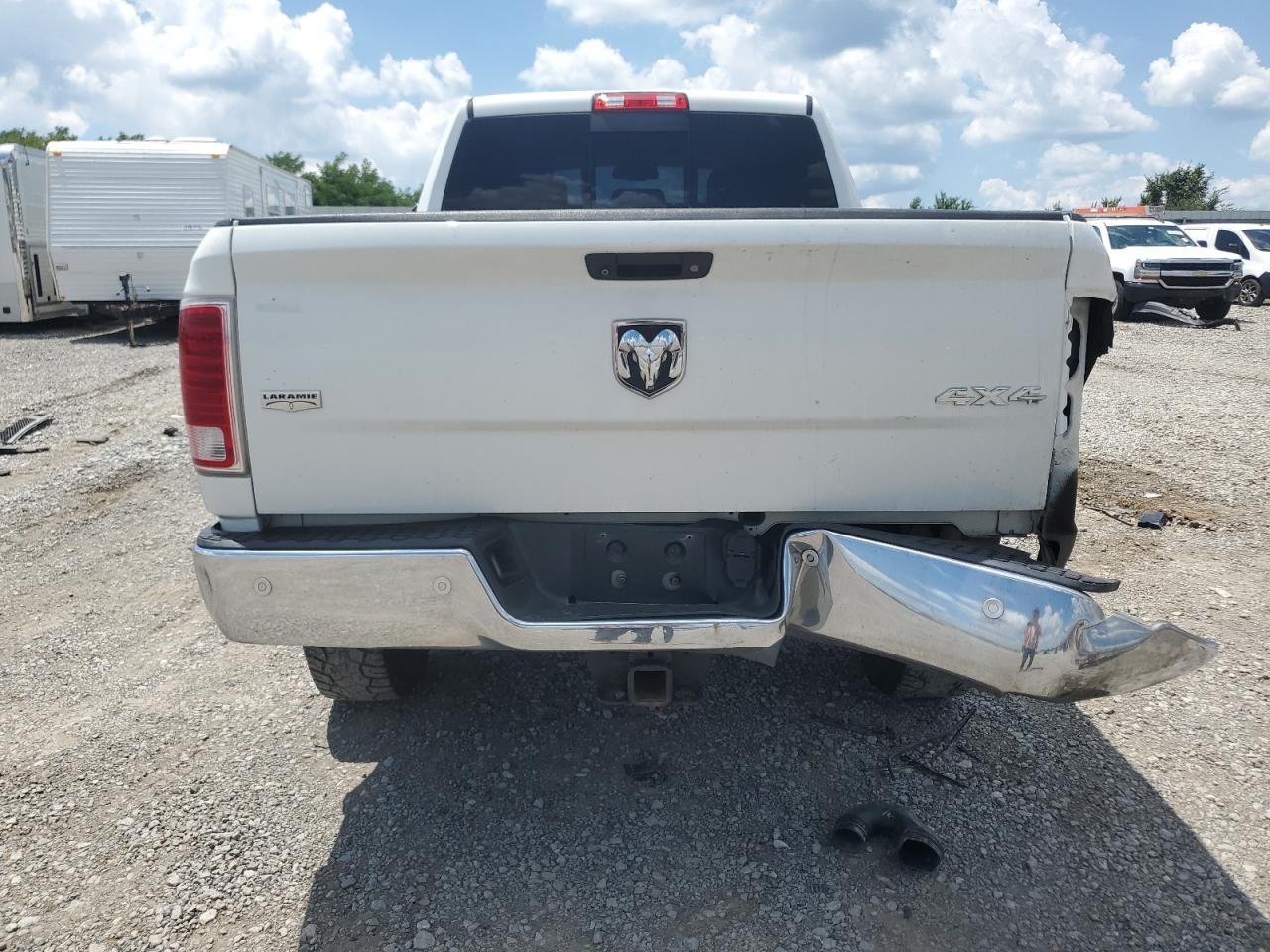 2016 Ram 2500 Laramie VIN: 3C6UR5FL9GG108670 Lot: 63220895