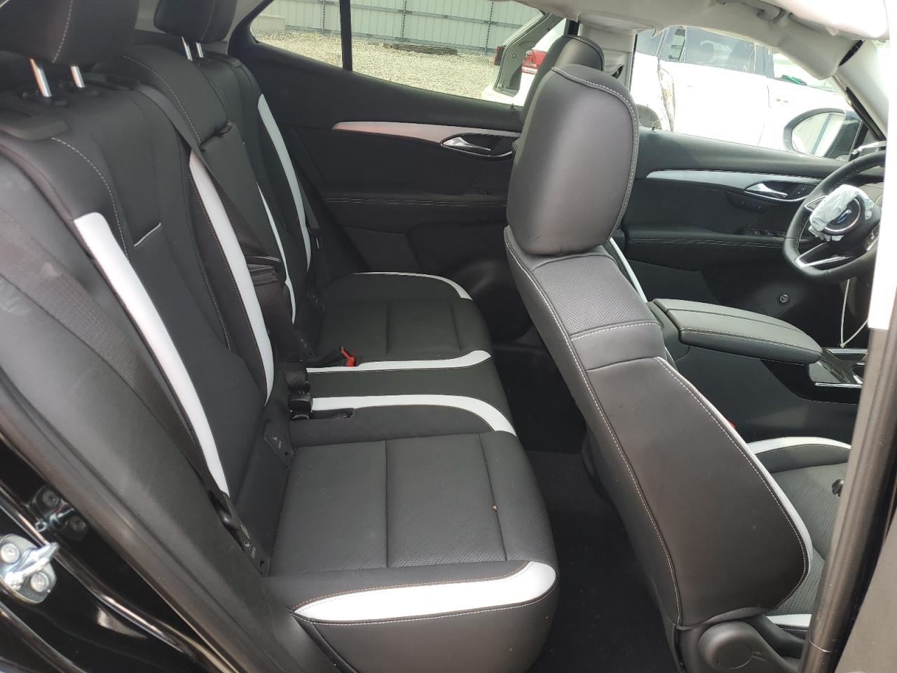 2024 Buick Envision Essence VIN: LRBFZPE4XRD076253 Lot: 65052875