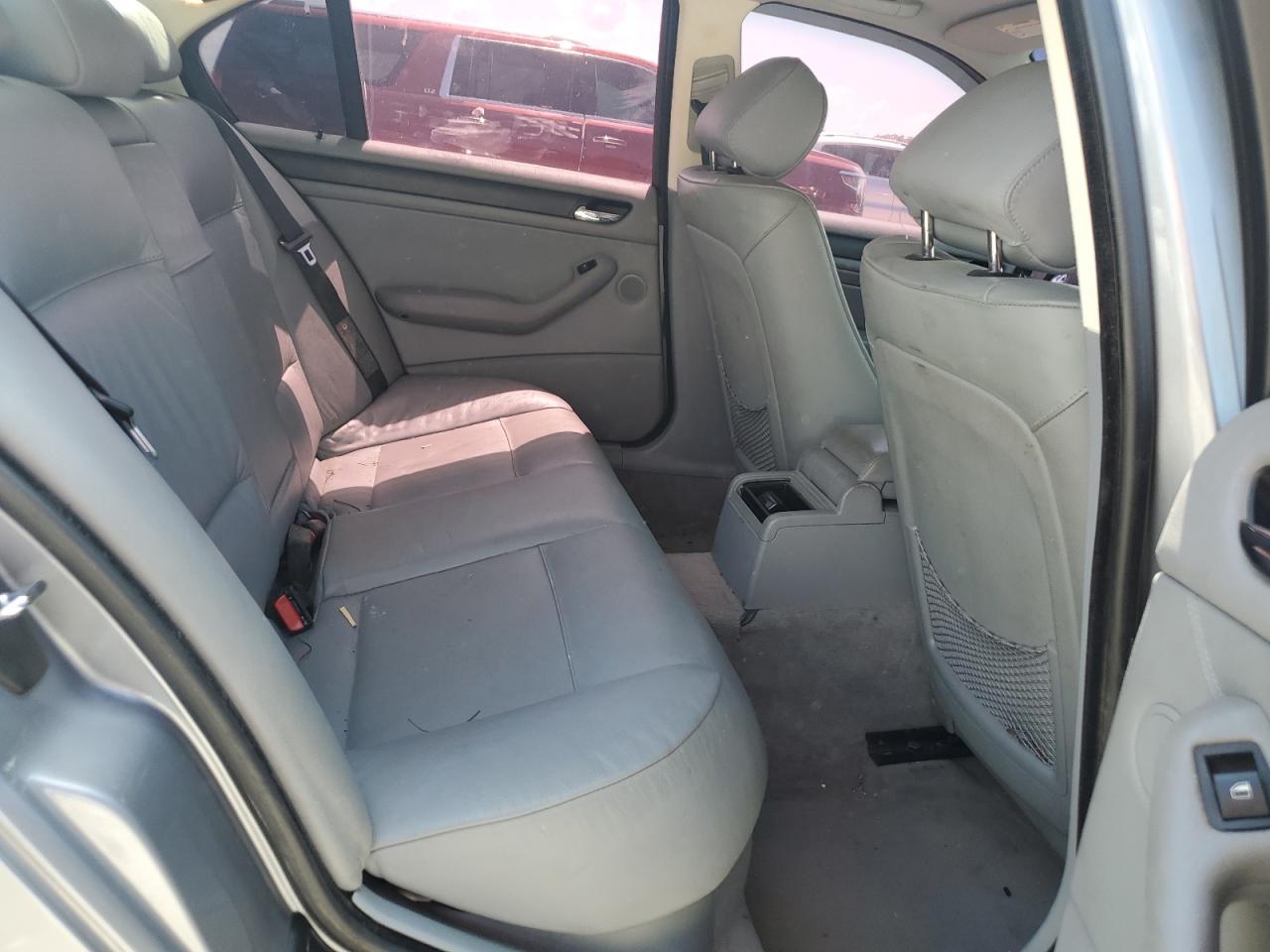 2004 BMW 325 I VIN: WBAEV33454KR32418 Lot: 64049735