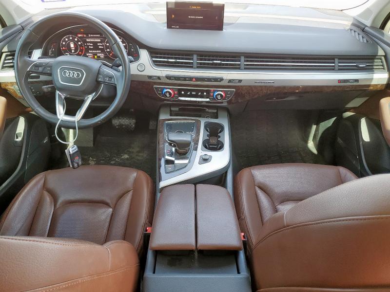  AUDI Q7 2019 Белы
