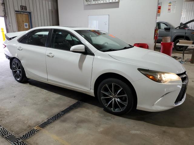  TOYOTA CAMRY 2015 White