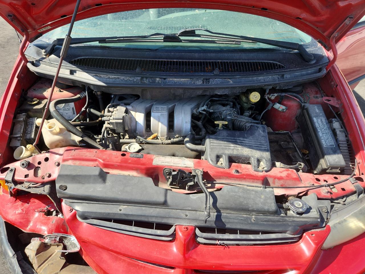 1998 Dodge Caravan VIN: 2B4GP25R3WR550253 Lot: 65583715