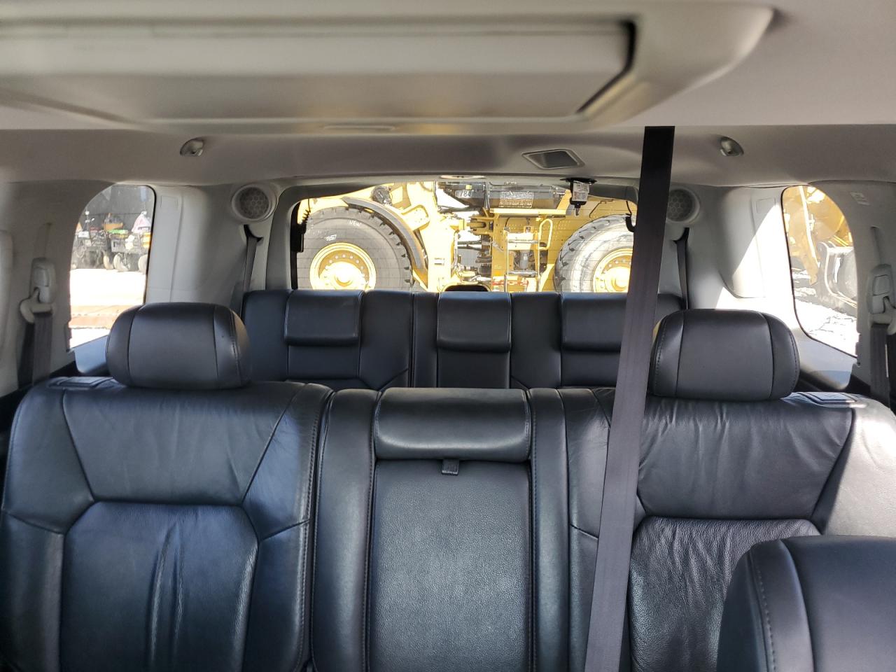 2011 Honda Pilot Touring VIN: 5FNYF3H93BB010709 Lot: 62604055