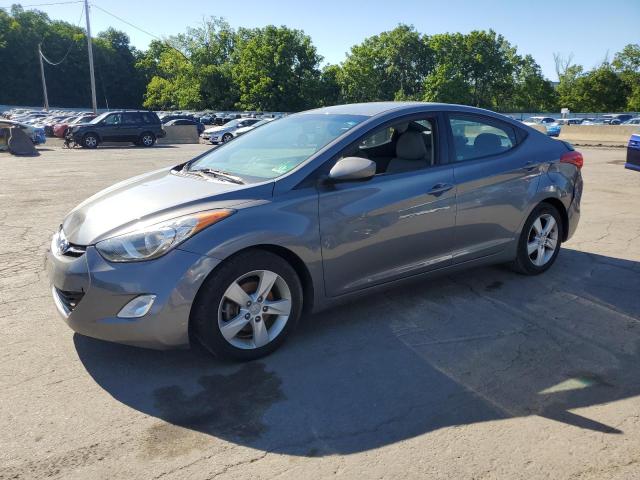  HYUNDAI ELANTRA 2013 Серый