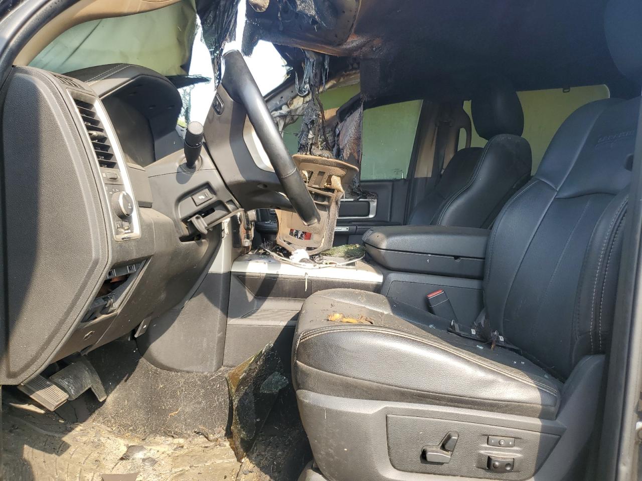 2018 Ram 2500 Laramie VIN: 3C6UR5FL3JG193951 Lot: 66851595