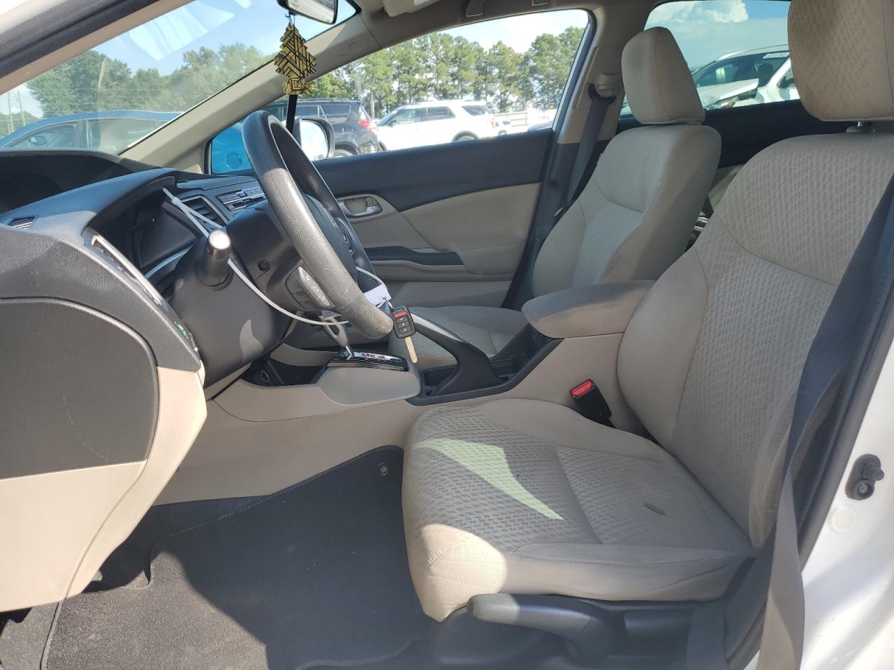 2015 Honda Civic Lx VIN: 19XFB2F50FE007923 Lot: 65341065