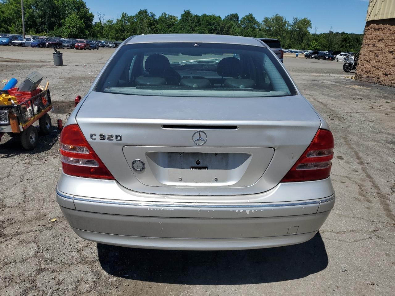 2002 Mercedes-Benz C 320 VIN: WDBRF64JX2F281301 Lot: 65556835