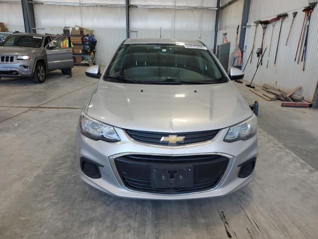  CHEVROLET SONIC 2017 Серебристый