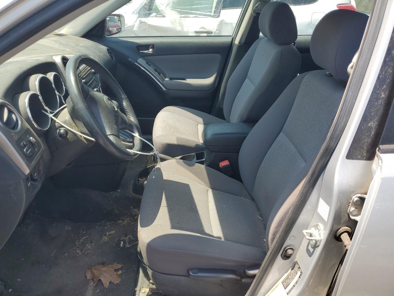 2005 Toyota Corolla Matrix Xr VIN: 2T1KR32E45C406062 Lot: 65928575