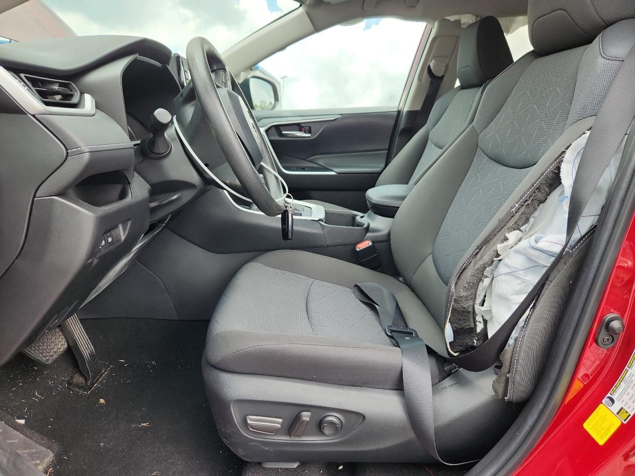 2022 Toyota Rav4 Xle VIN: 2T3W1RFV2NW207202 Lot: 64846385