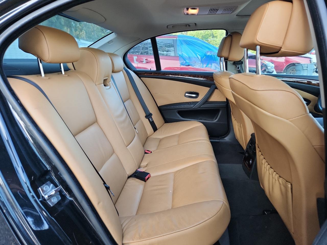 wbanv13508cz54307 WBANV13508CZ54307 2008 BMW 528 Xi