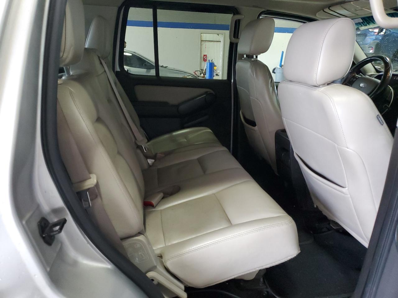 2008 Ford Explorer Xlt VIN: 1FMEU73E98UA43360 Lot: 63999745