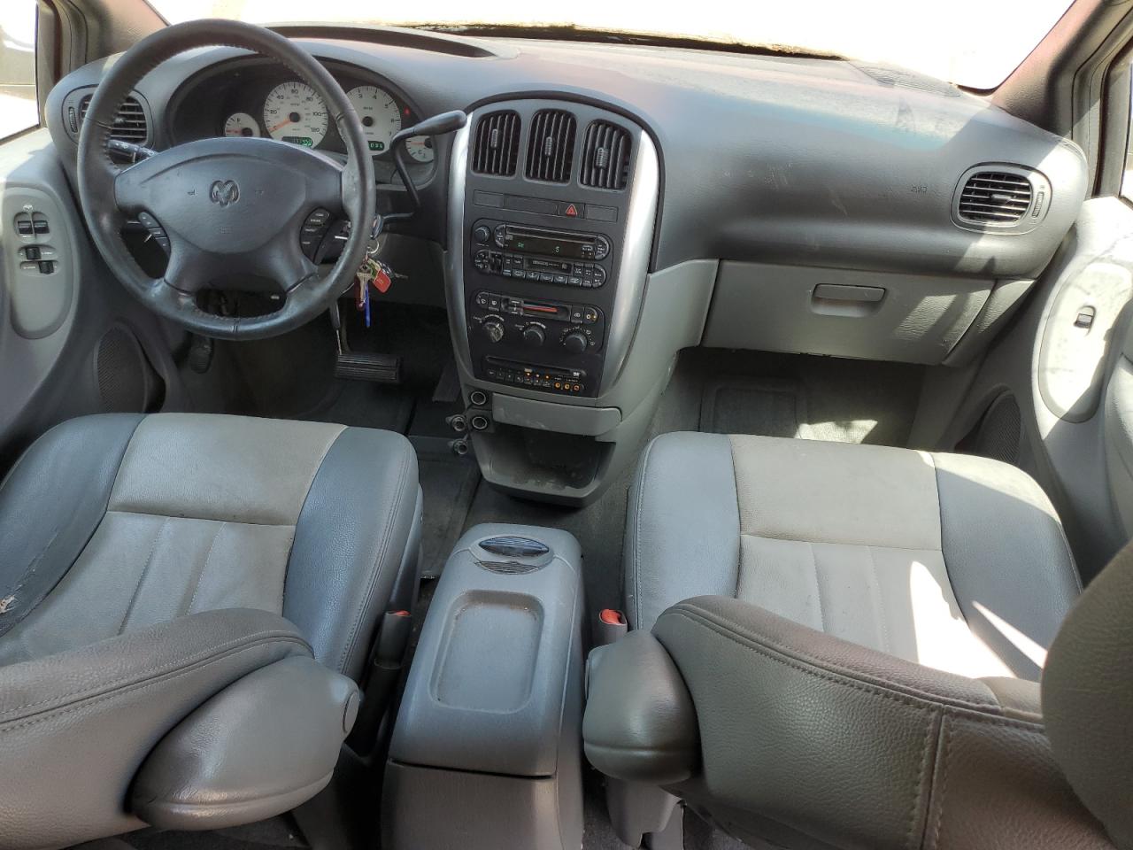2004 Dodge Grand Caravan Sxt VIN: 2D4GP44L94R517088 Lot: 65263365
