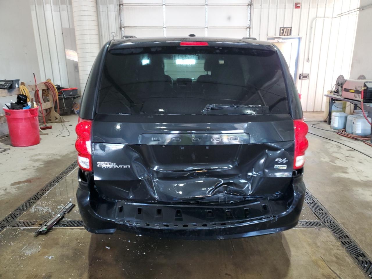 2016 Dodge Grand Caravan R/T VIN: 2C4RDGEG5GR329965 Lot: 65397875