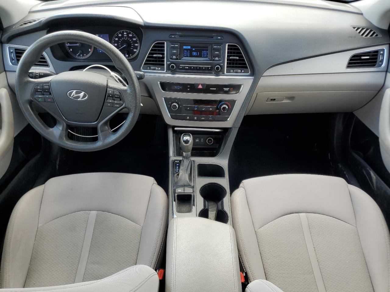 2015 Hyundai Sonata Se VIN: 5NPE24AF0FH037684 Lot: 65011075