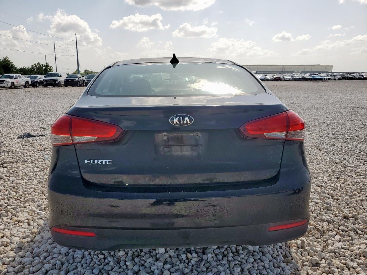 2017 Kia Forte Lx VIN: 3KPFK4A71HE024916 Lot: 64442015
