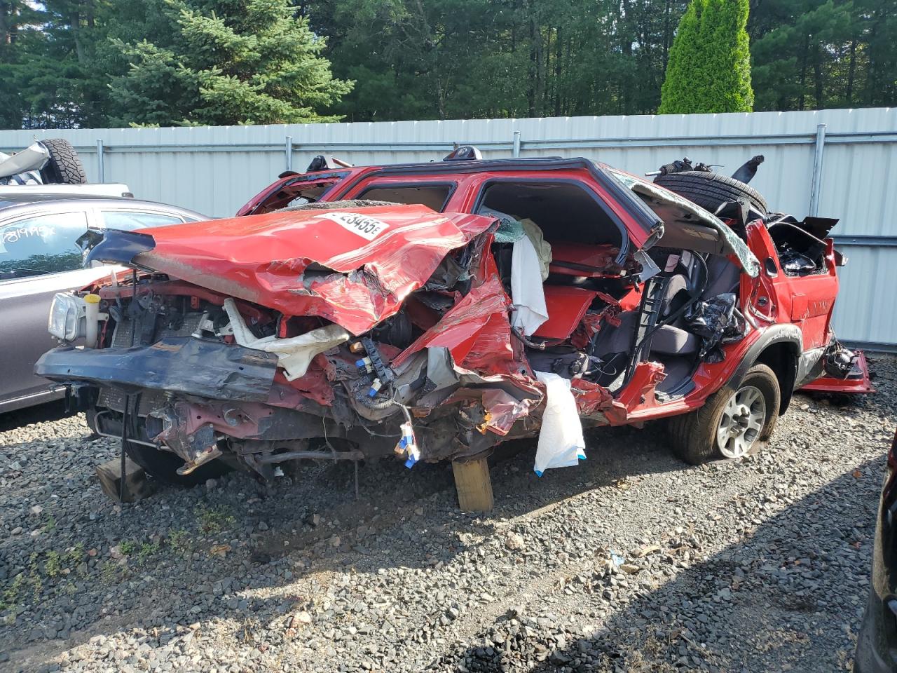 2001 Nissan Pathfinder Le VIN: JN8DR09Y61W604686 Lot: 64723455