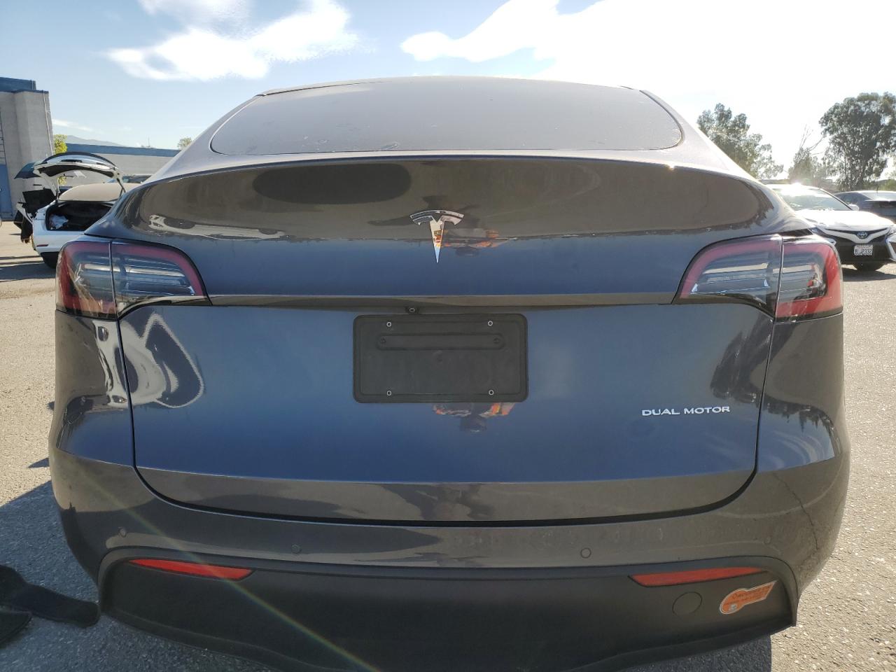 2020 Tesla Model Y VIN: 5YJYGDEE5LF055348 Lot: 64068145