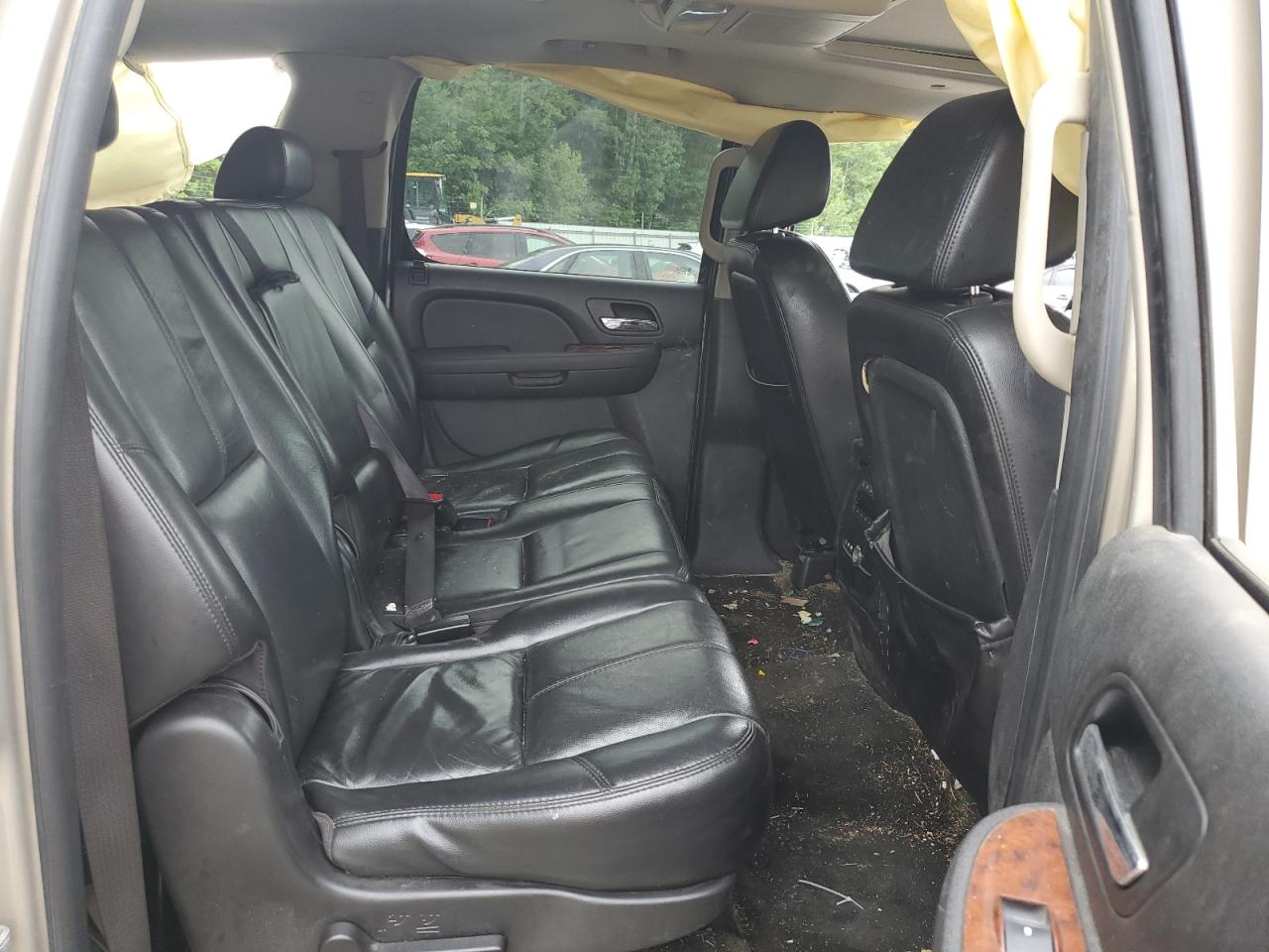 2007 Chevrolet Suburban K1500 VIN: 1GNFK16317J255778 Lot: 63944925