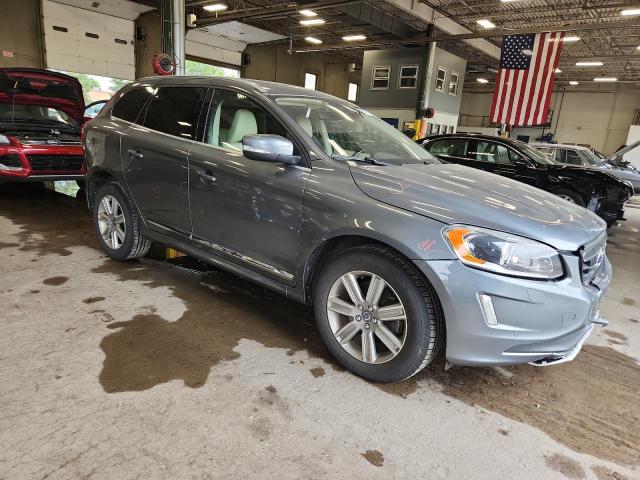 Паркетники VOLVO XC60 2016 Серый