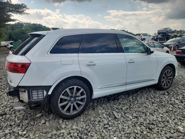  AUDI Q7 2017 White