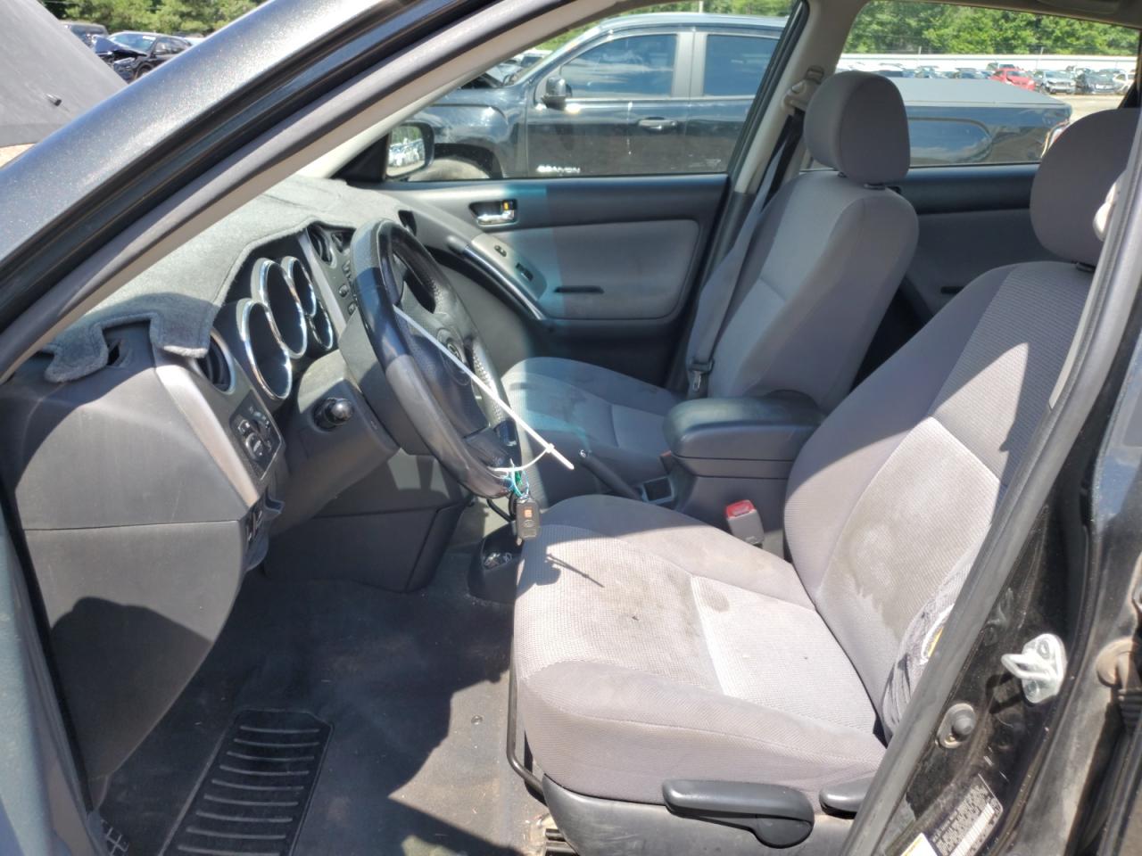 2005 Toyota Corolla Matrix Xr VIN: 2T1KR30E35C369900 Lot: 65799435
