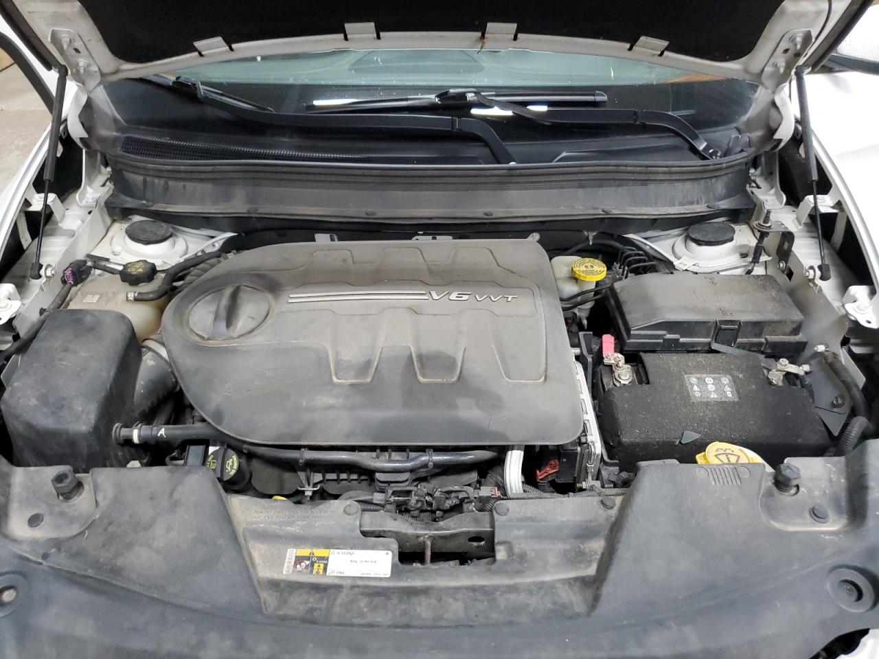 2016 Jeep Cherokee Latitude VIN: 1C4PJMCSXGW288794 Lot: 63055835