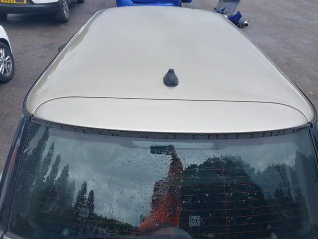 2009 MINI ONE