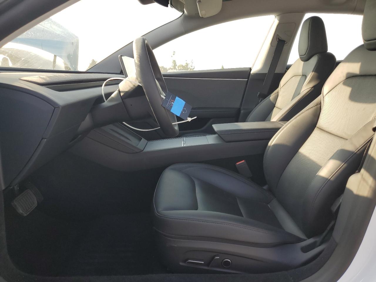 2025 Tesla Model 3 VIN: 5YJ3E1EA3SF964912 Lot: 64835925