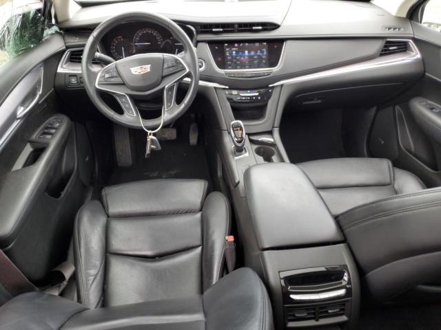 Parquets CADILLAC XT5 2017 Biały