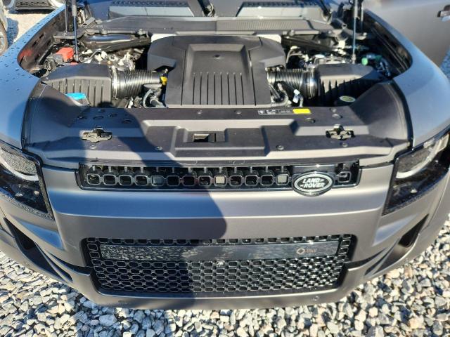 2025 LAND ROVER DEFENDER OCTA  