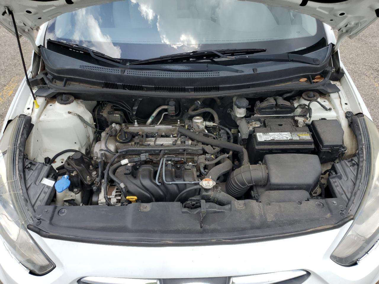 2014 Hyundai Accent Gls VIN: KMHCT5AE2EU172893 Lot: 62695235