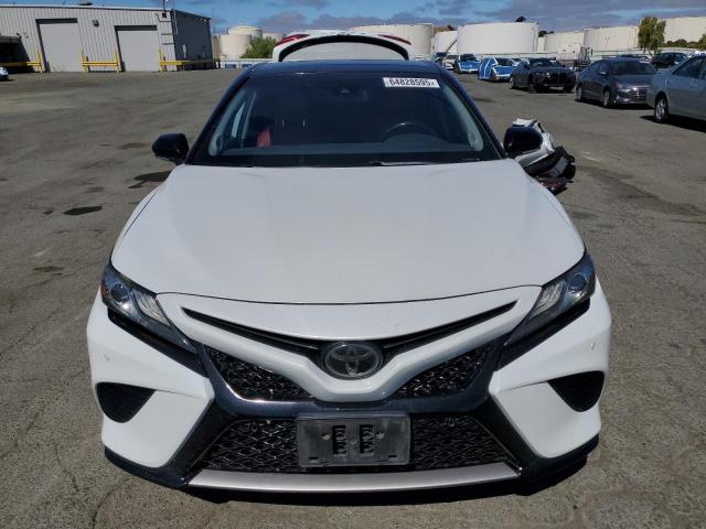  TOYOTA CAMRY 2018 White