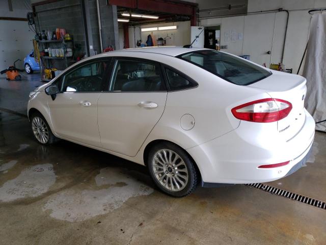 Седани FORD FIESTA 2016 Білий