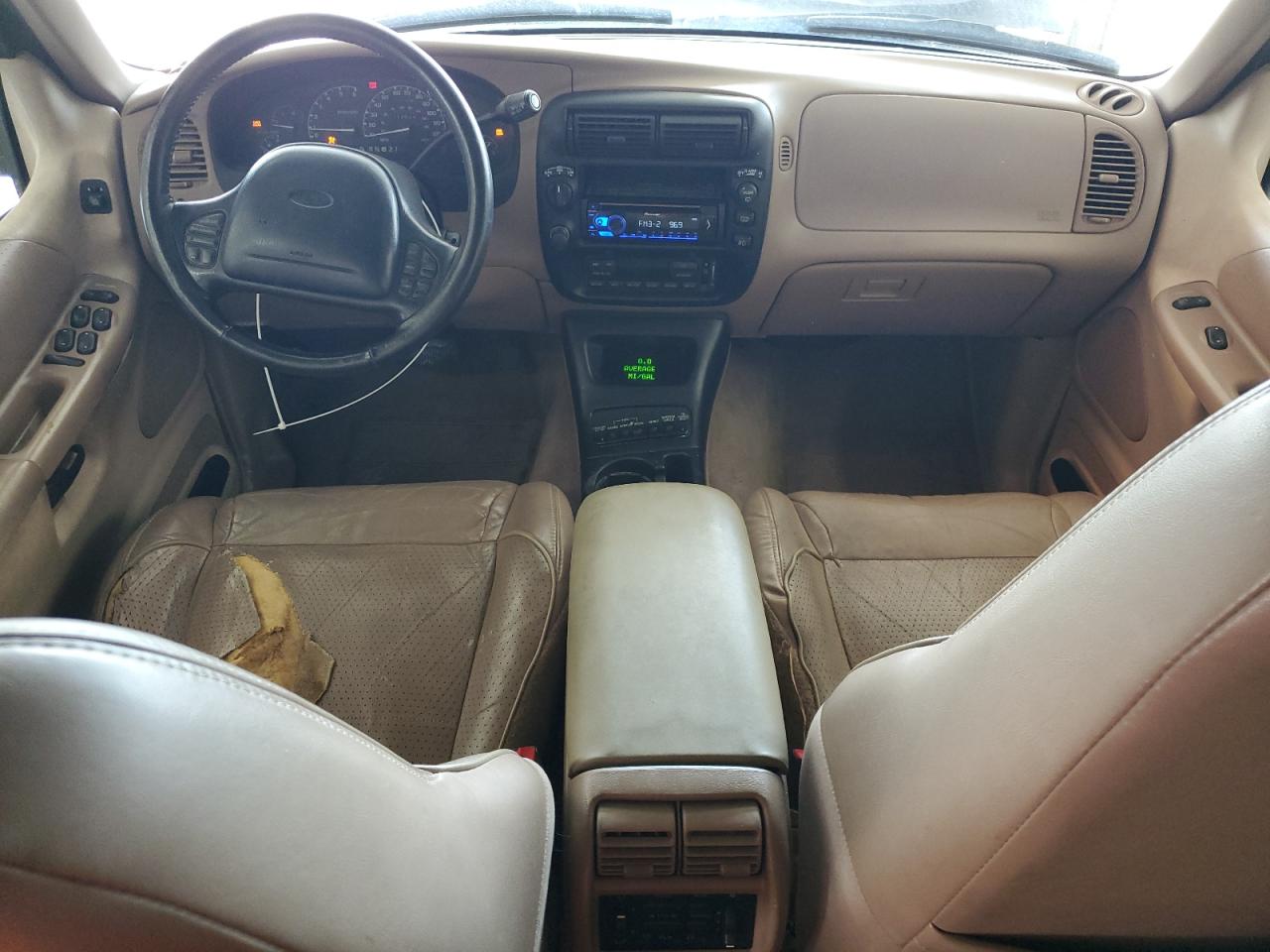 1998 Ford Explorer VIN: 1FMZU34E8WUA62410 Lot: 64597225