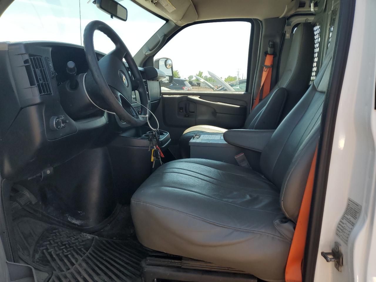 2015 Chevrolet Express G2500 VIN: 1GCWGFCF3F1129085 Lot: 65338085