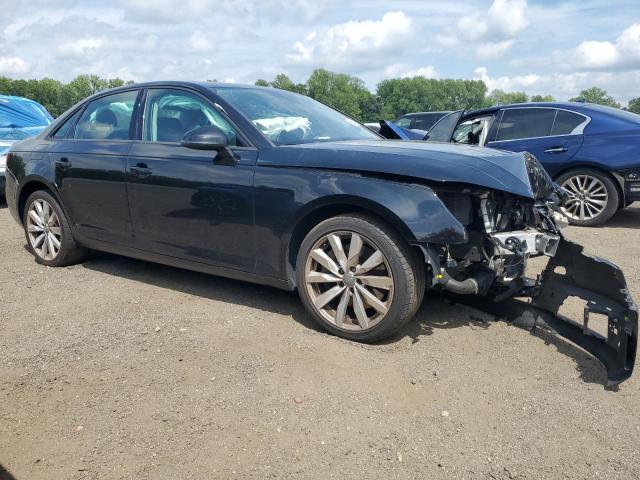  AUDI A4 2017 Черный