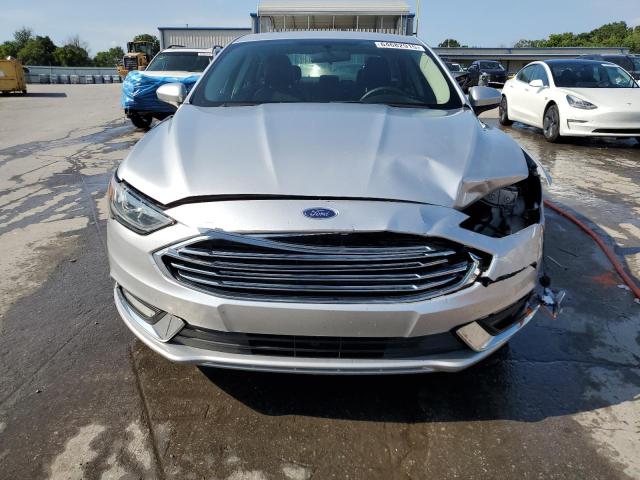 FORD FUSION 2017 Srebrny