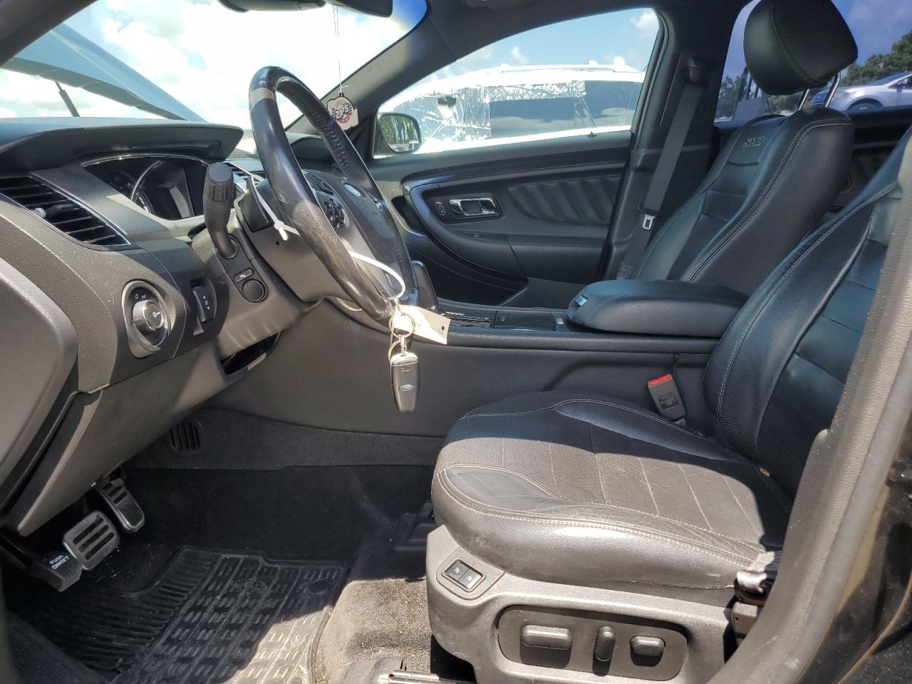 2013 Ford Taurus Sho VIN: 1FAHP2KT9DG104880 Lot: 63429755