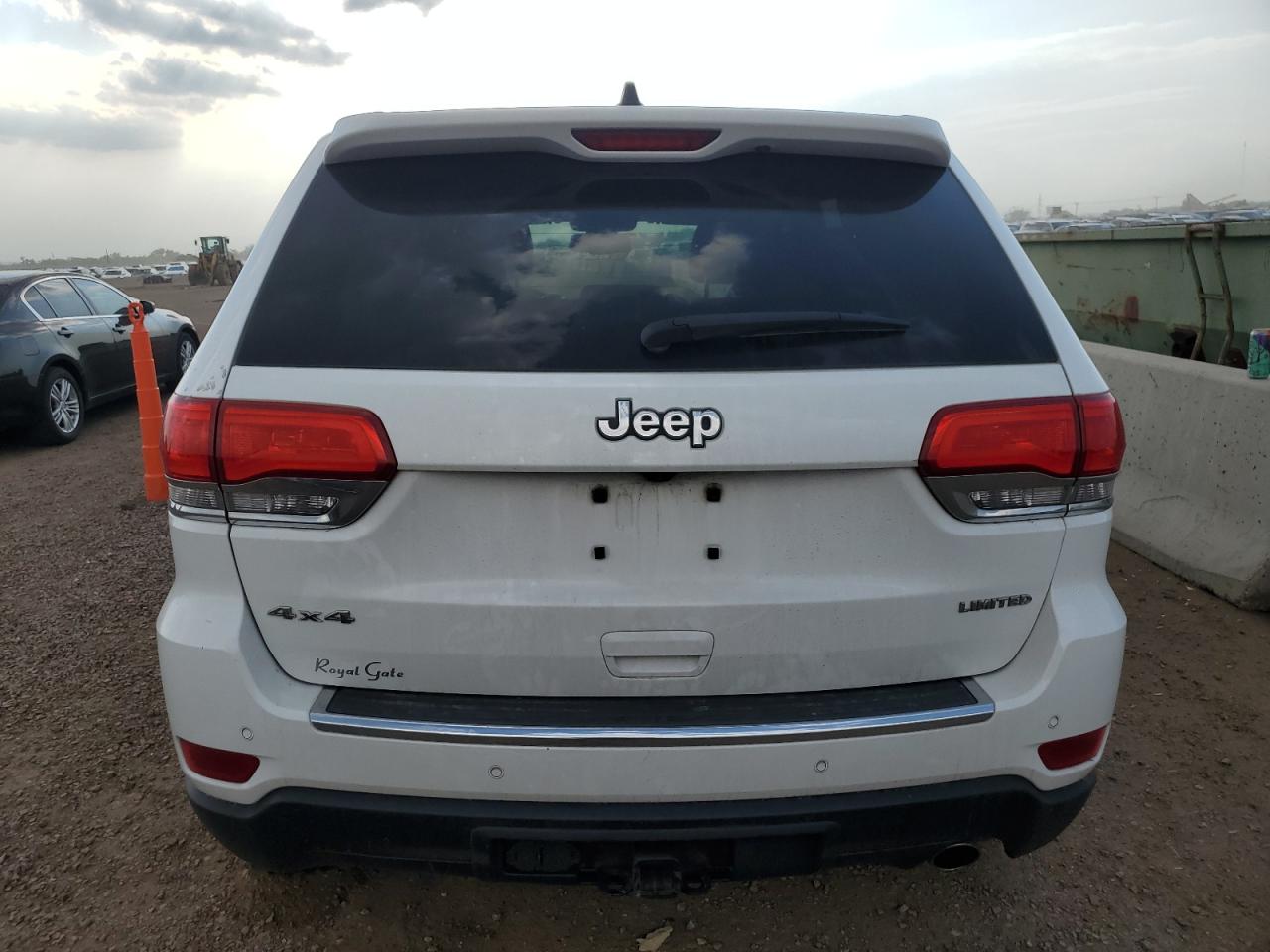 2015 Jeep Grand Cherokee Limited VIN: 1C4RJFBG2FC611477 Lot: 65573495