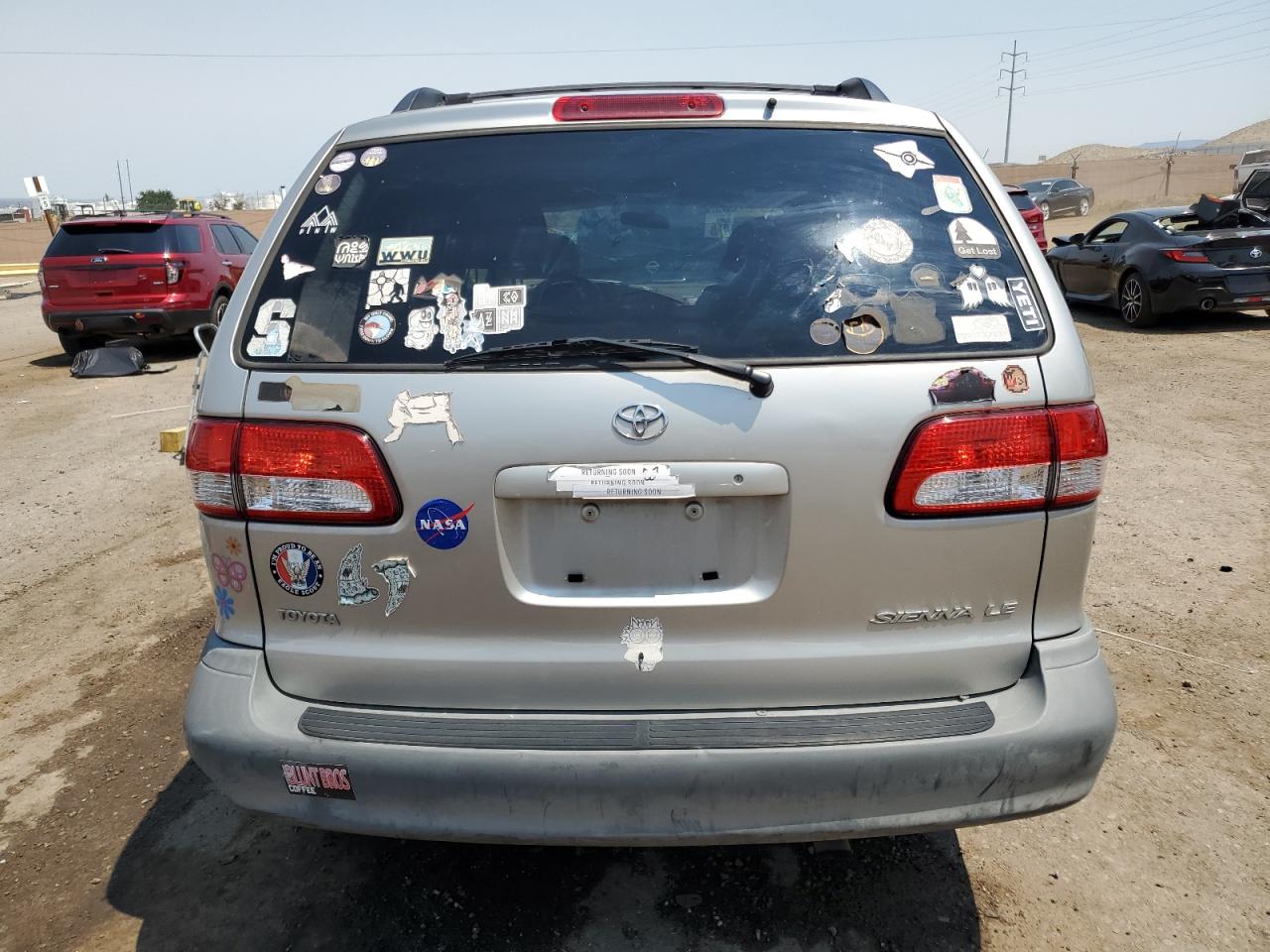 2001 Toyota Sienna Le VIN: 4T3ZF13C61U392142 Lot: 61845955